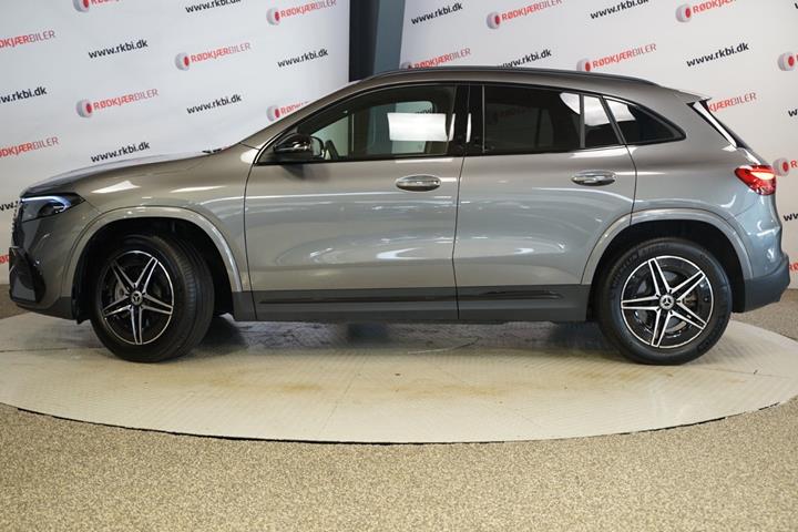 Grå Mercedes EQA250+ fra 2025