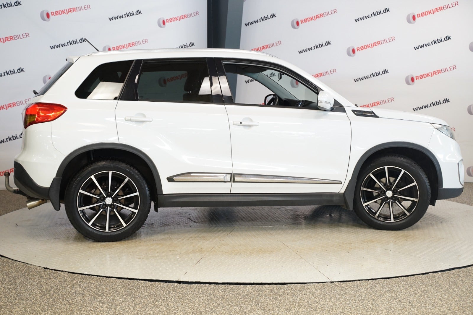Hvid Suzuki Vitara fra 2015