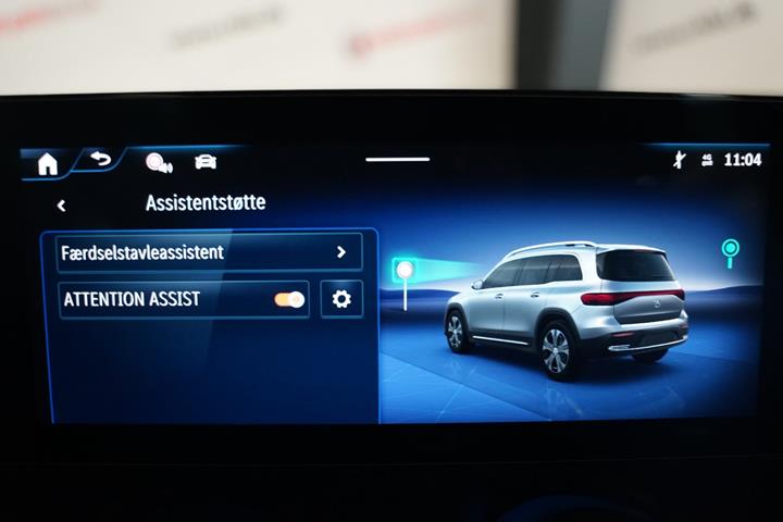 Grå Mercedes EQB250+ fra 2025