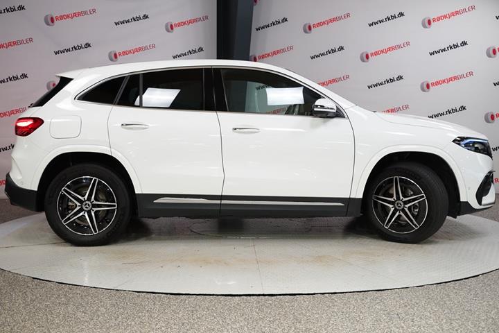 Hvid Mercedes EQA250+ fra 2025