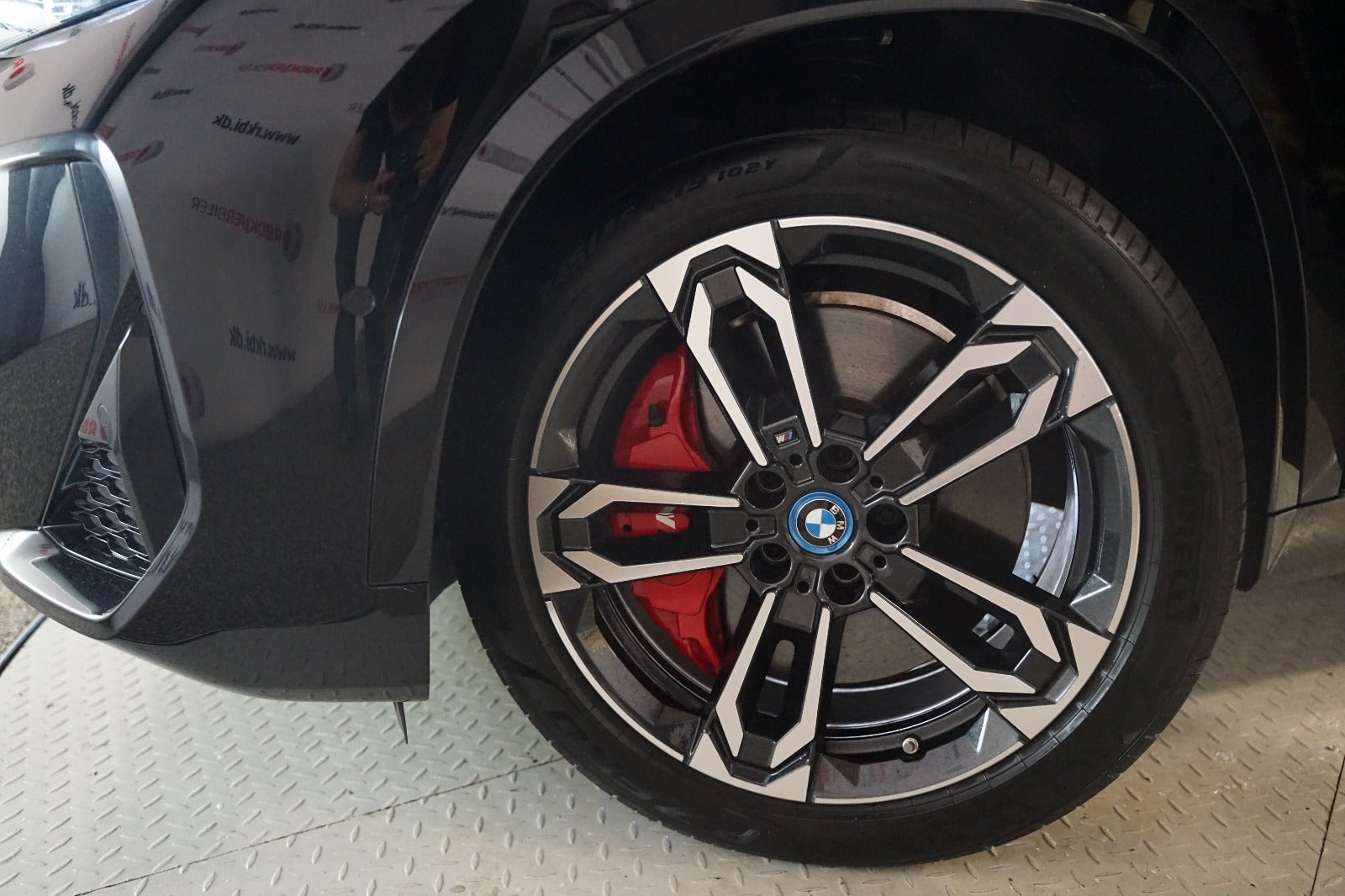 Sort BMW iX1 fra 2024