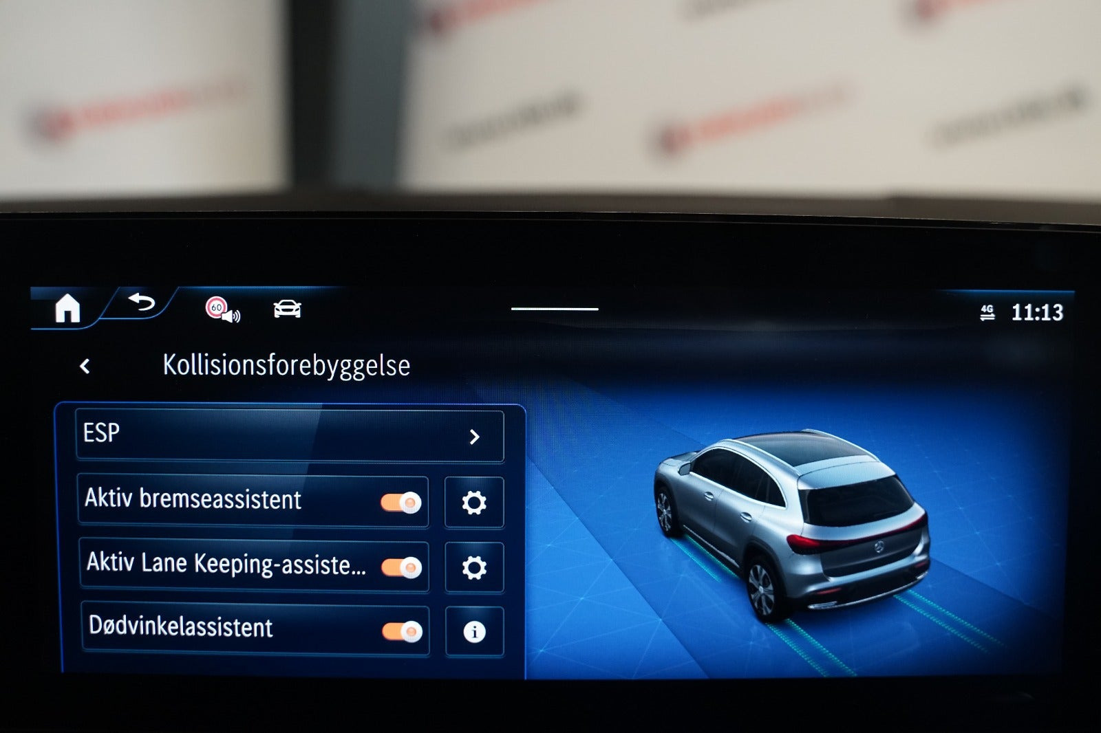 Sort Mercedes EQA250+ fra 2025