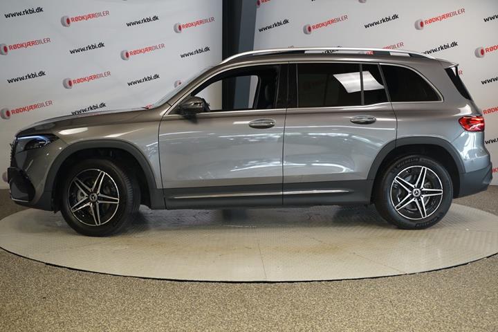 Grå Mercedes EQB250+ fra 2025