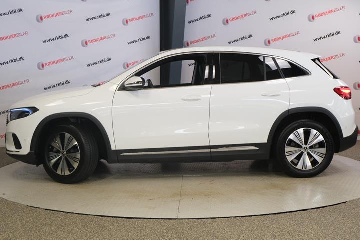 Hvid Mercedes EQA250+ fra 2025