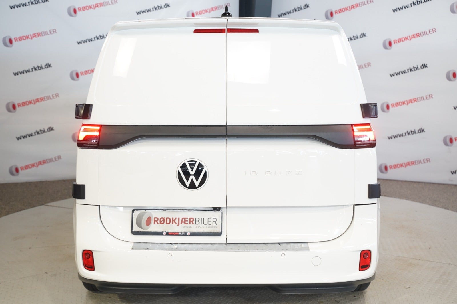 Hvid VW ID.Buzz fra 2025