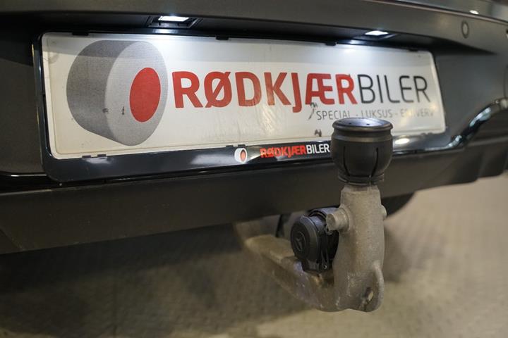 Grå Mercedes EQB250+ fra 2025