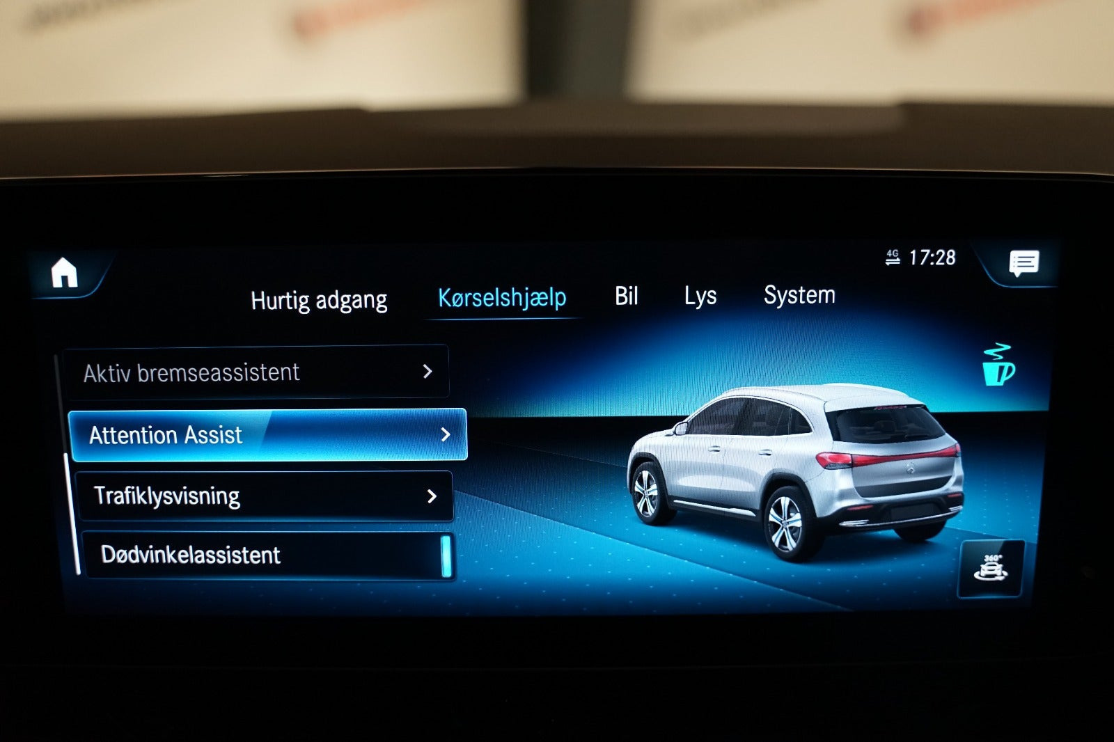 Sort Mercedes EQA250 fra 2024