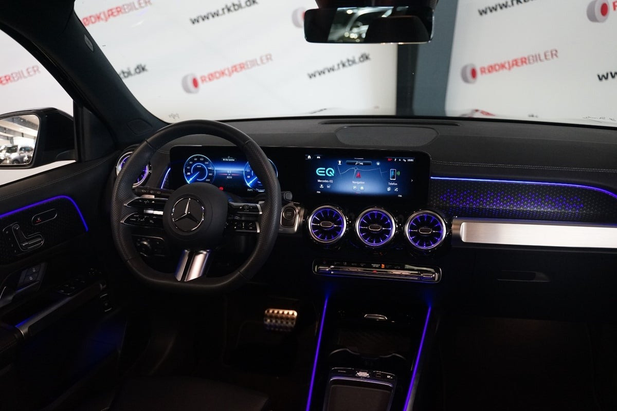 Sort Mercedes EQB250+ fra 2025