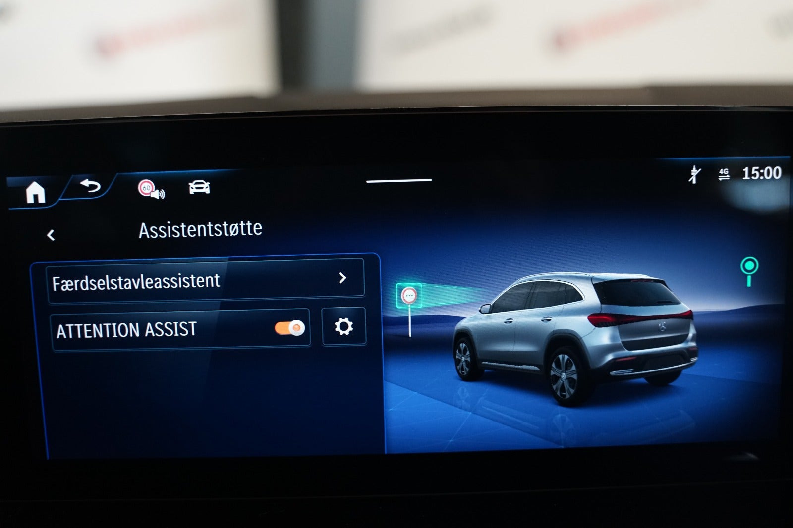 Hvid Mercedes EQA250+ fra 2025