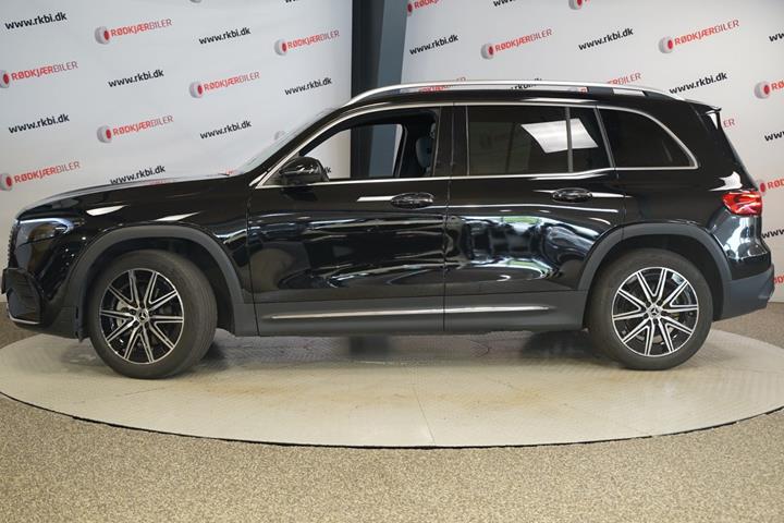Sort Mercedes EQB250+ fra 2025