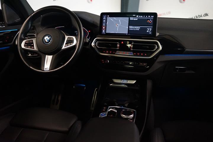 Sort BMW iX3 fra 2023