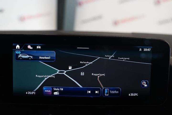 Grå Mercedes EQA250+ fra 2025