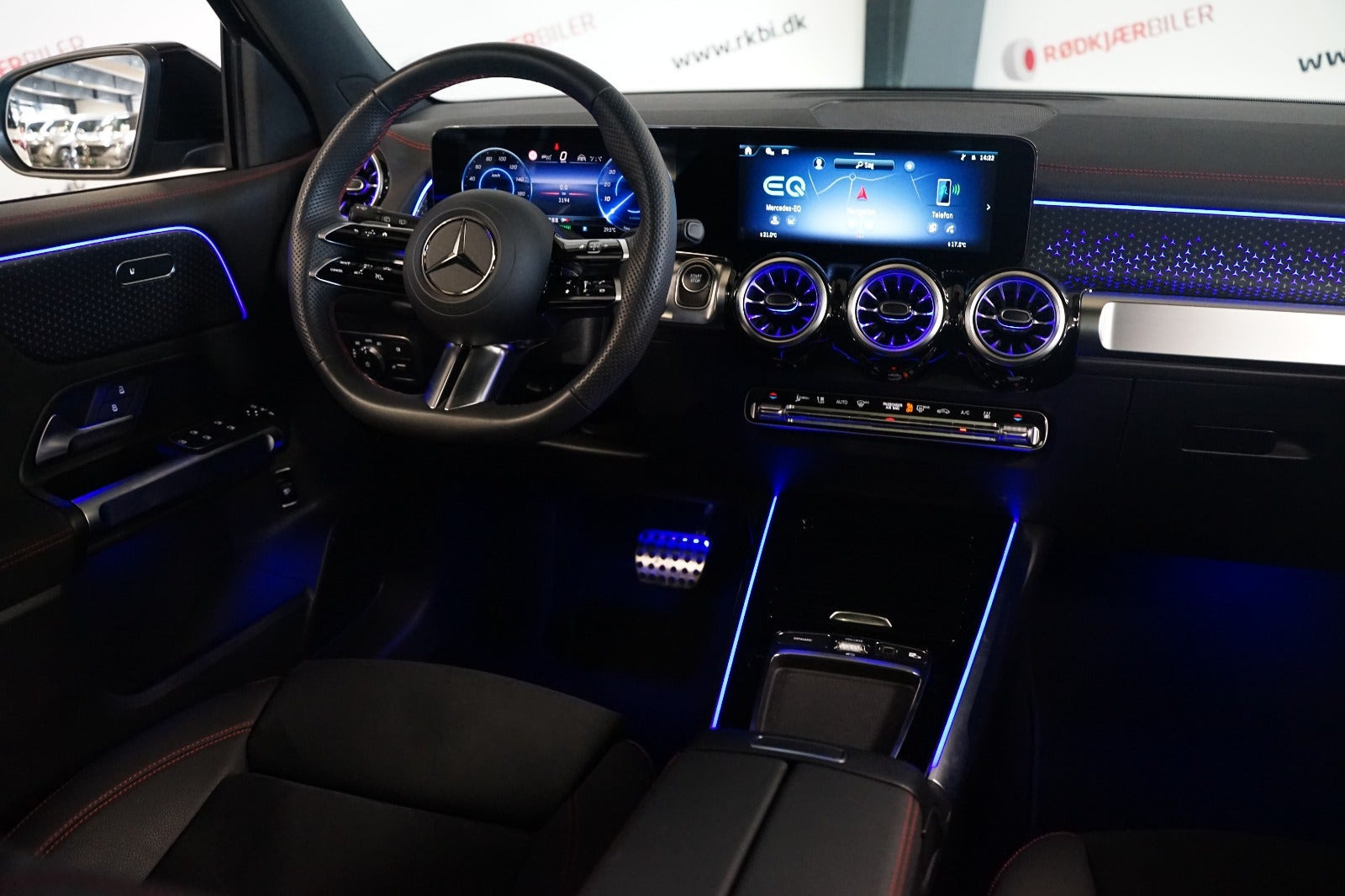 Sort Mercedes EQB250+ fra 2025