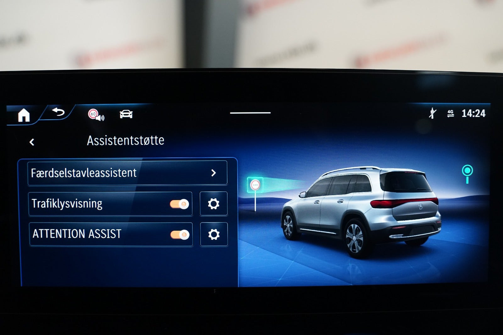 Sort Mercedes EQB250+ fra 2025