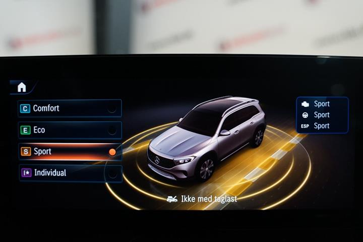 Hvid Mercedes EQB250+ fra 2025