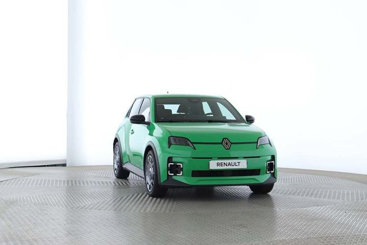 Grøn Renault 5 E-Tech fra 2025