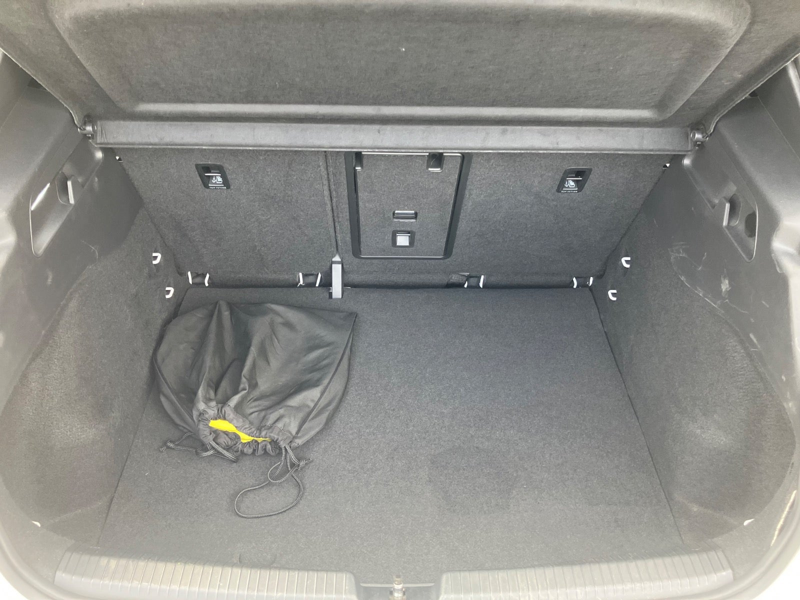 Hvid VW ID.3 fra 2023