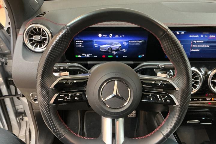 Sølv Mercedes EQA250+ fra 2025
