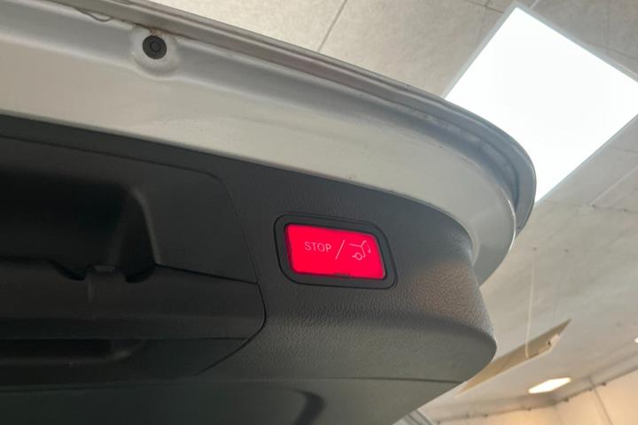 Sølv Mercedes EQA250+ fra 2025