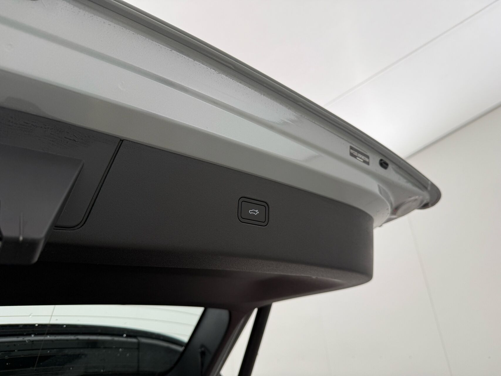 Grå Volvo EX30 fra 2024