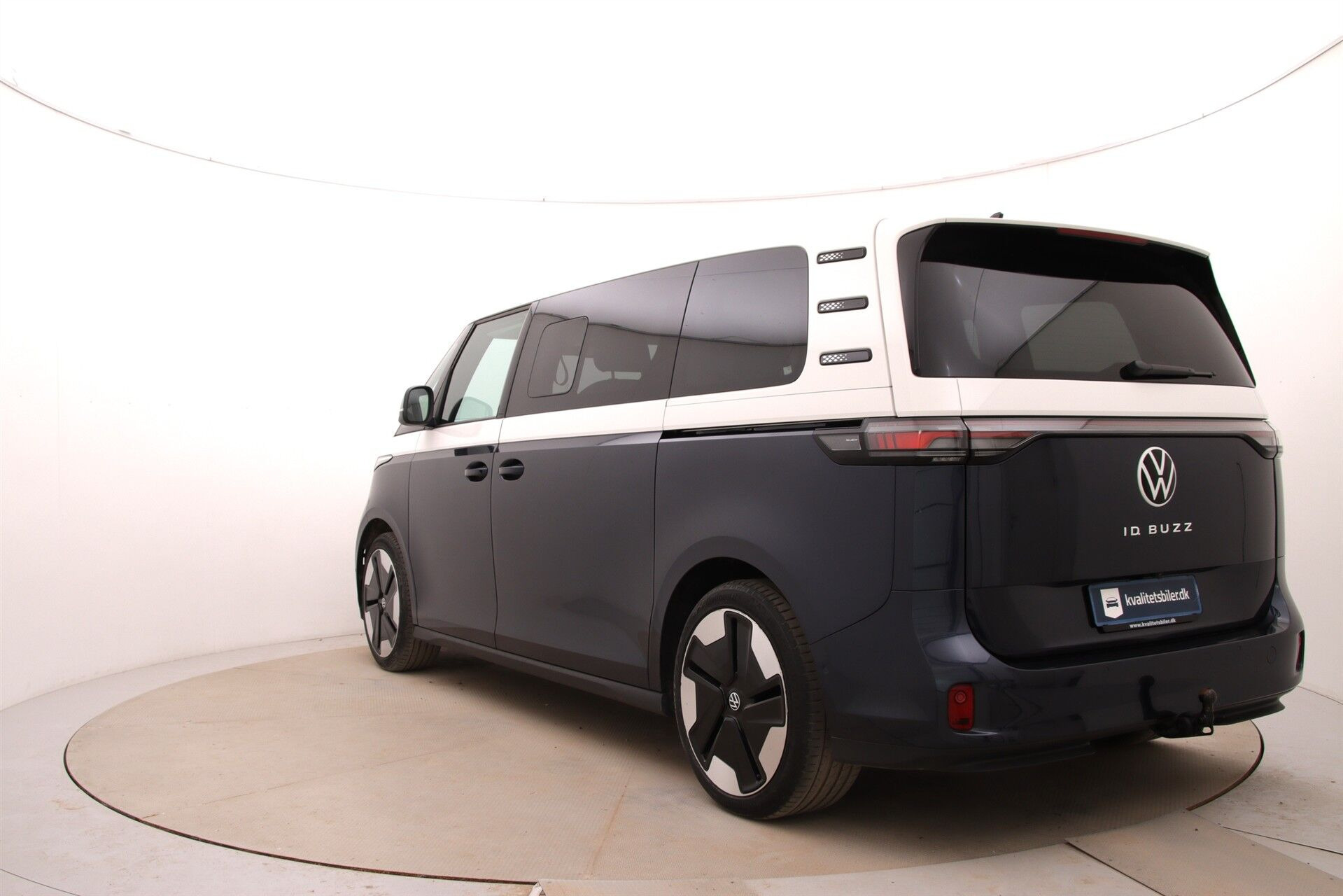 Blå VW ID.Buzz fra 2025