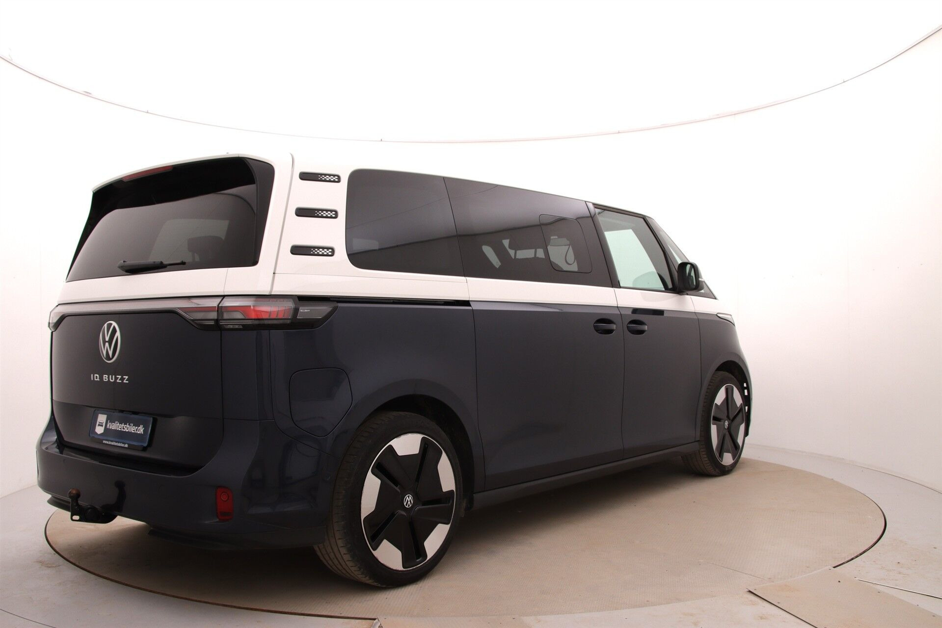 Blå VW ID.Buzz fra 2025