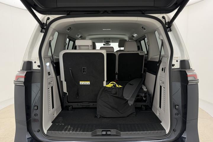 Blå VW ID.Buzz fra 2025