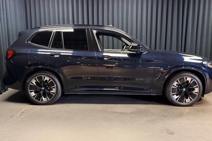 undefined BMW iX3 fra 2024