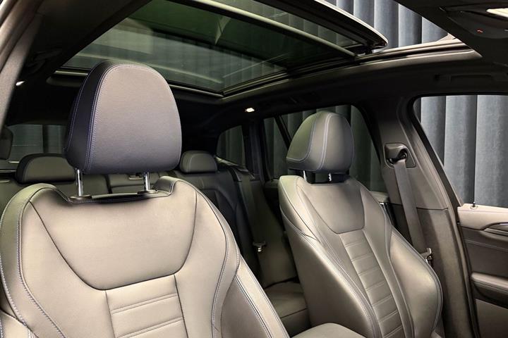 undefined BMW iX3 fra 2024