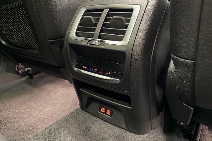 undefined BMW iX3 fra 2024