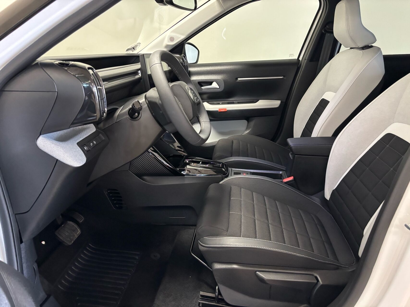 Hvid Citroën ë-C3 fra 2025