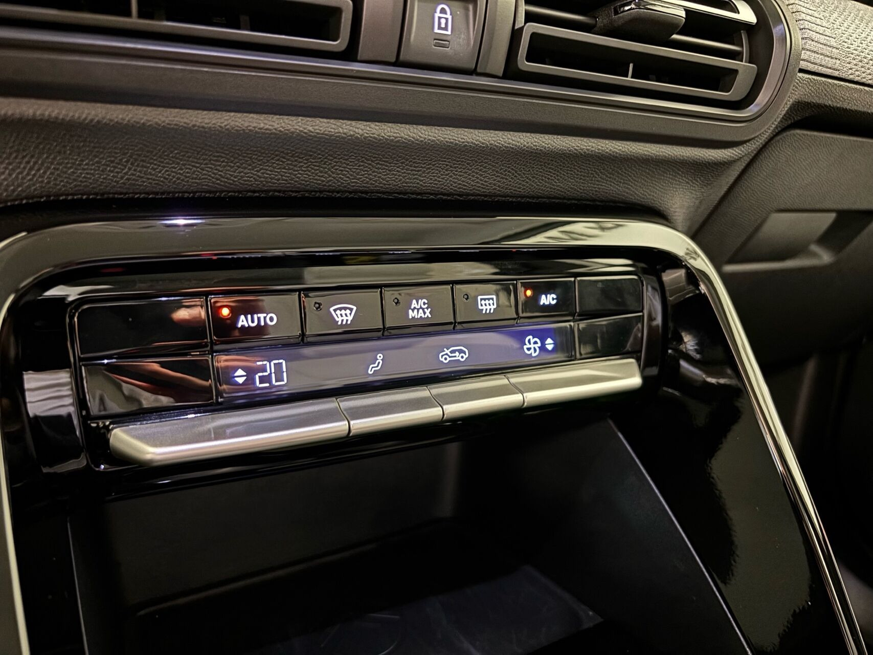 Hvid Citroën ë-C3 fra 2025
