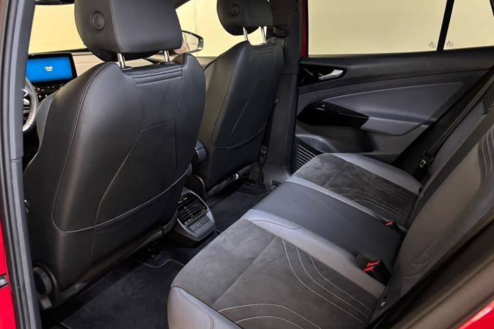 Rød VW ID.4 fra 2024