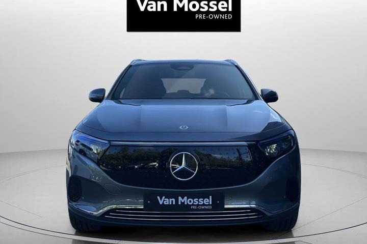 Grå Mercedes EQA 250+ fra 2025