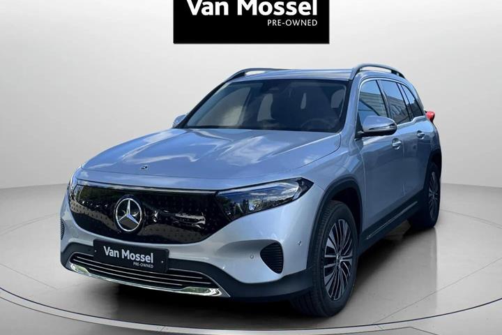 Sølv Mercedes EQB 250+ fra 2025