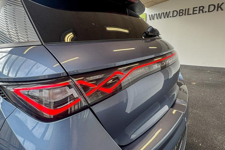 Blå BYD Dolphin fra 2024