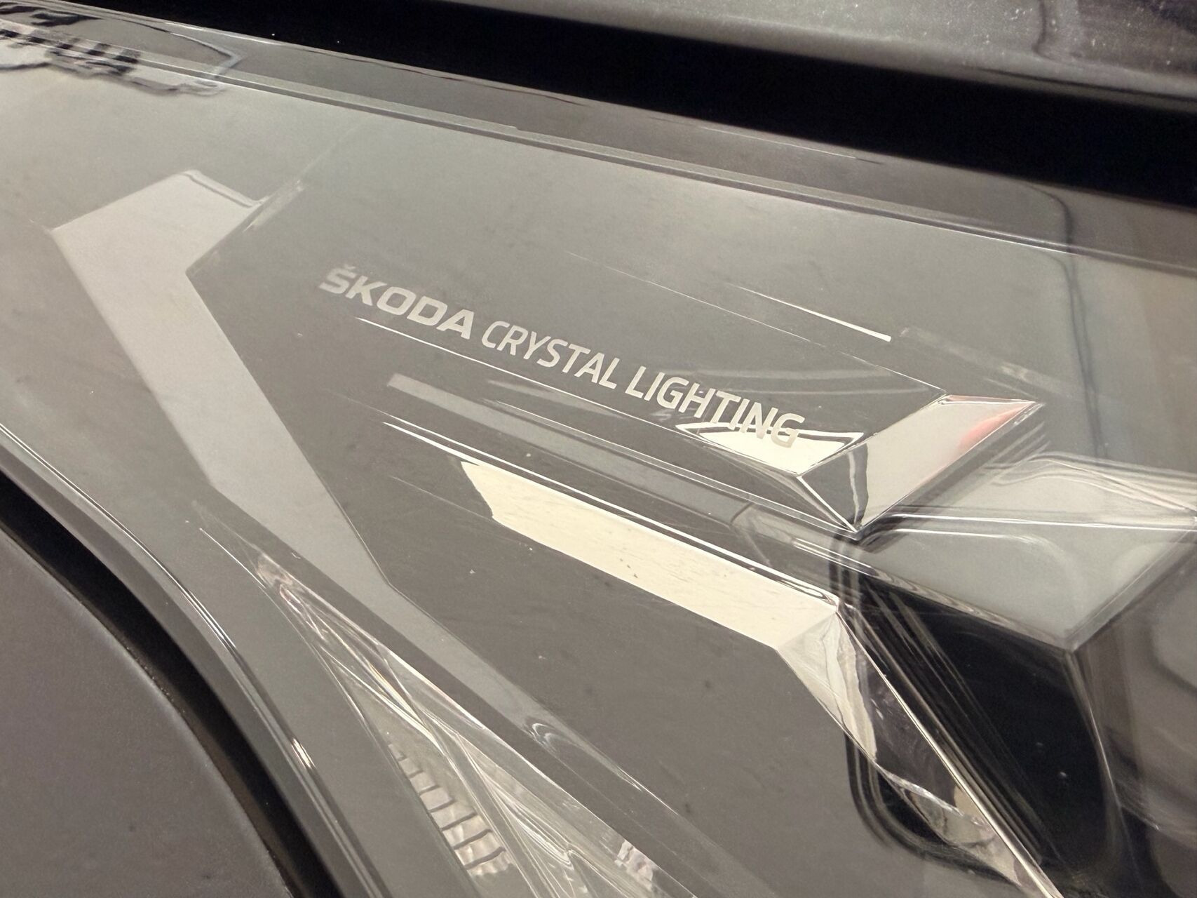 Sort Skoda Enyaq fra 2023