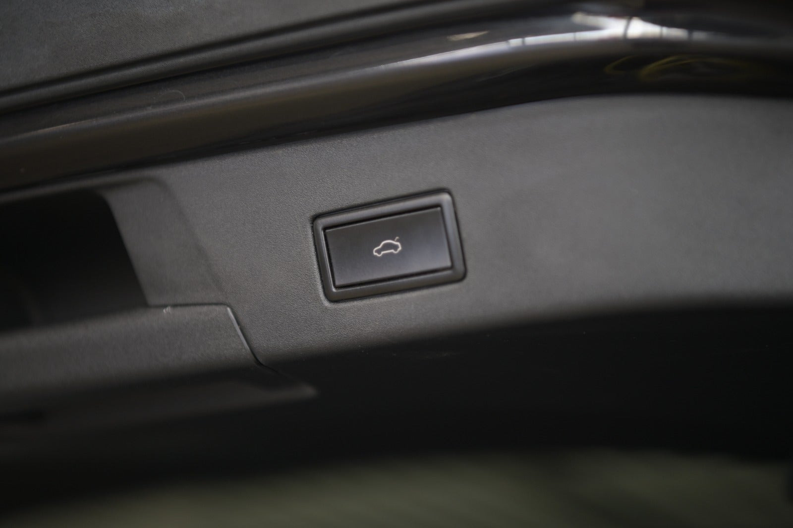 Grå VW ID.4 fra 2020