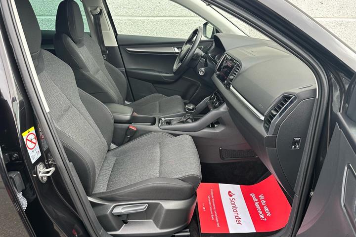 Sort Skoda Karoq fra 2020