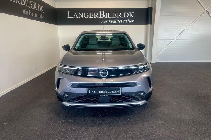Grå Opel Mokka-e fra 2023