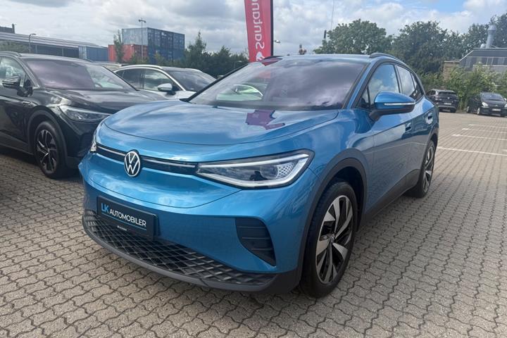 Blå VW ID.4 fra 2026 set udefra