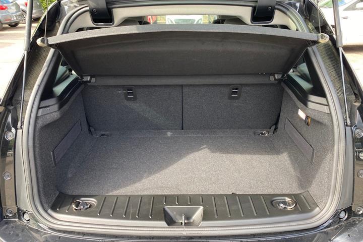 Sort BMW i3 fra 2016