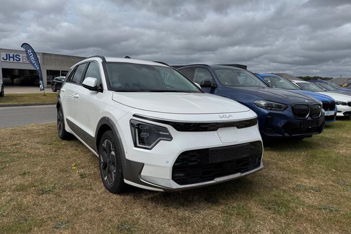 Hvid Kia Niro fra 2024