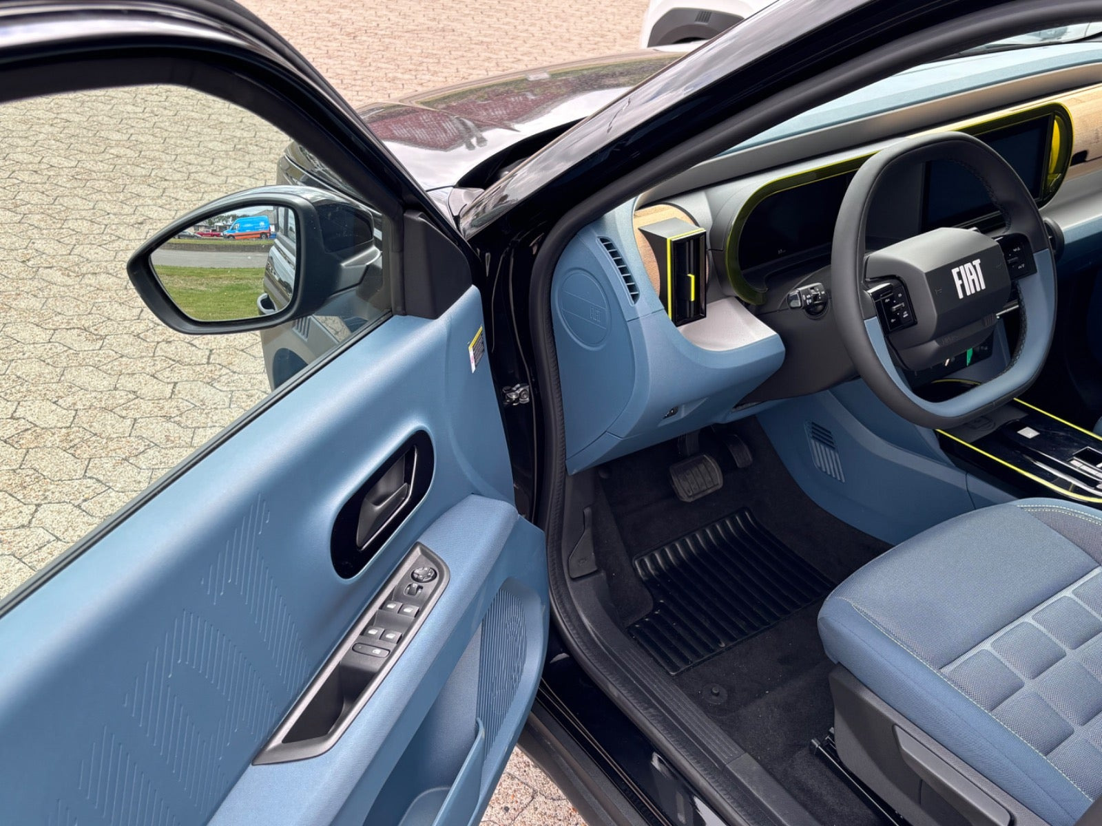 Sort Fiat Grande Panda fra 2026