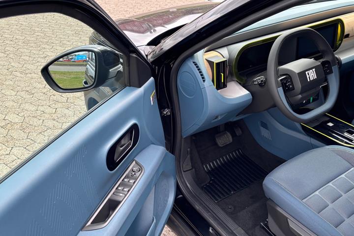 Sort Fiat Grande Panda fra 2026