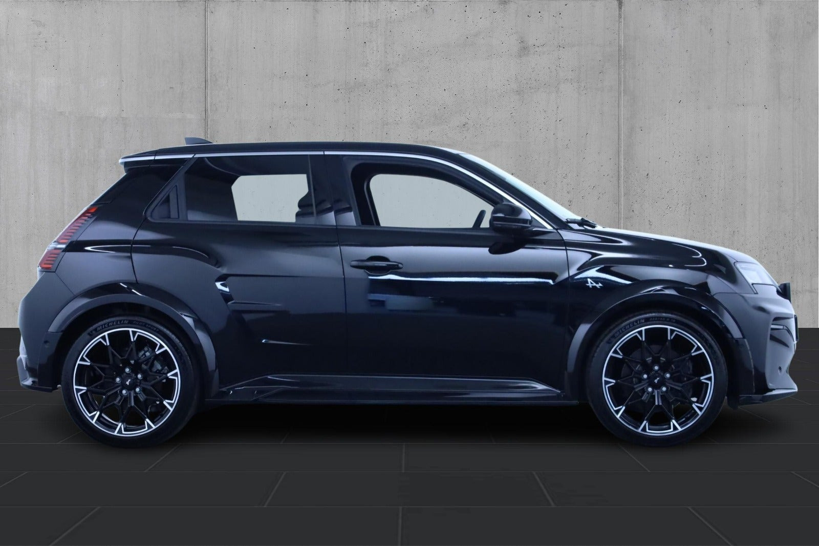 Sort Alpine A290 fra 2026