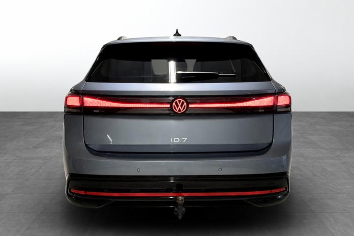 Blå VW ID.7 fra 2025