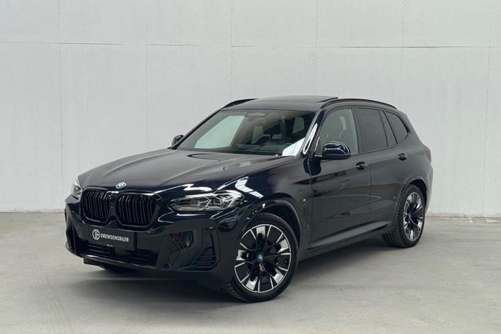 Sort BMW iX3 fra 2022