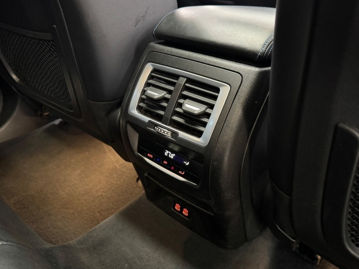 Sort BMW iX3 fra 2022