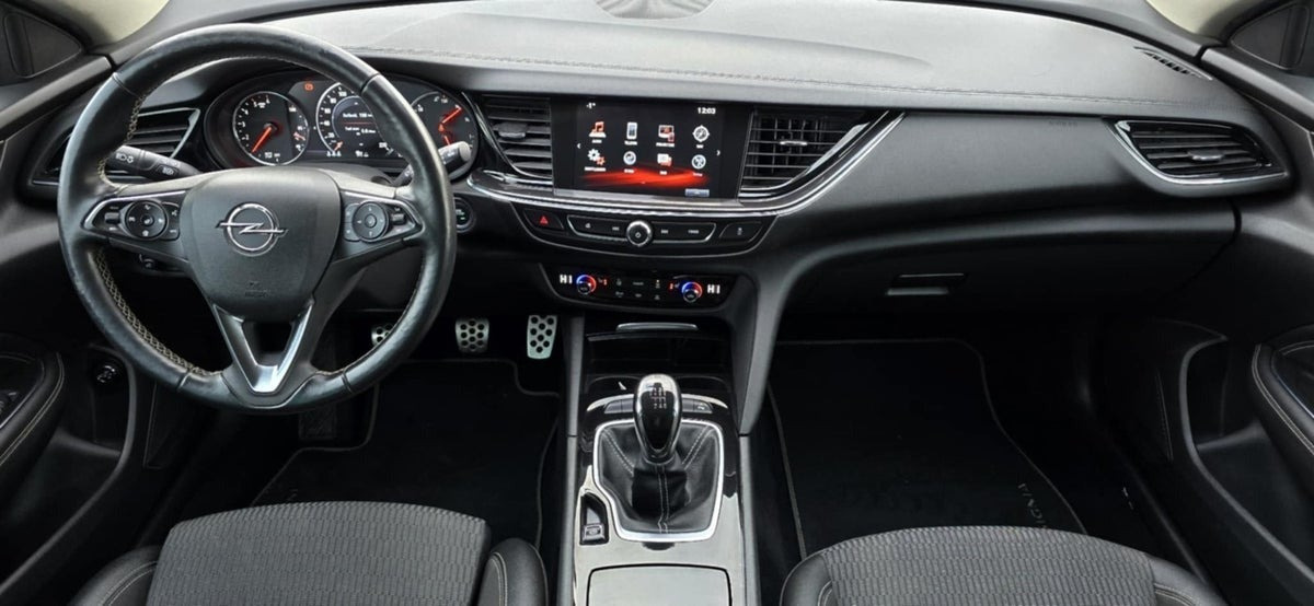 undefined Opel Insignia fra 2018